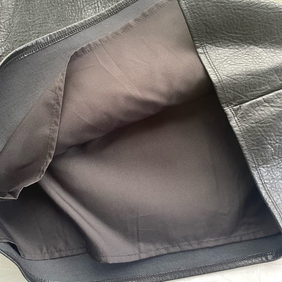 Mini Pencil Skirt Old Navy Heritage Faux Leather Size Large - Picture 5 of 9